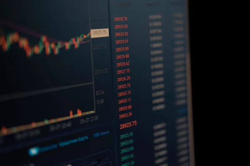 Quote che Ballano Senza Motivo: Come Capire Quando un Bookmaker Si Sta Coprendo le Spalle